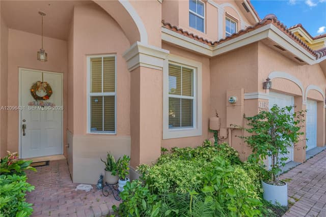11402 SW 137th Pl, Miami FL 33186 - Miami, FL - Photo 2