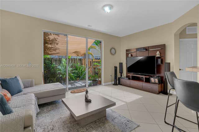11402 SW 137th Pl, Miami FL 33186 - Miami, FL - Photo 6