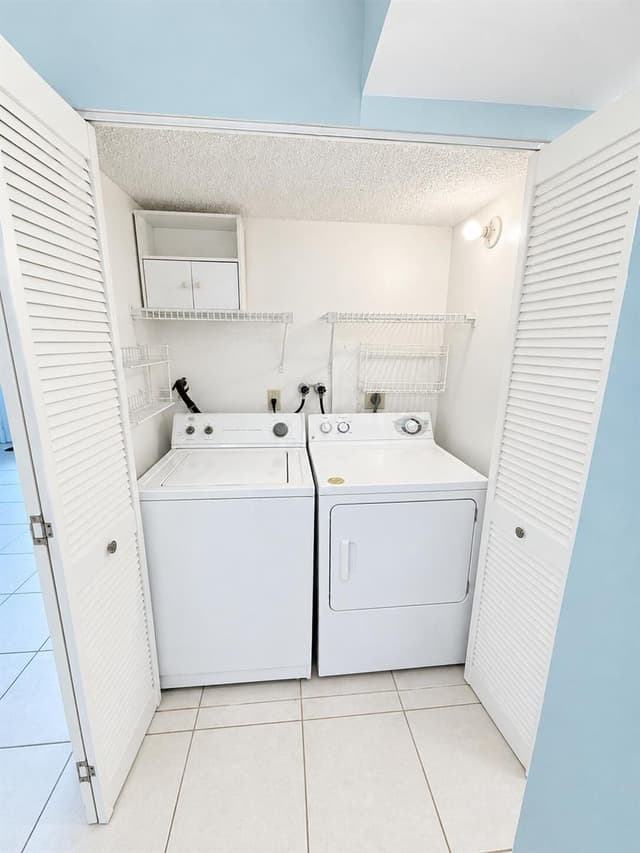 3253 NW 104th Avenue, Coral Springs FL 33065 - Coral Springs, FL - Photo 5