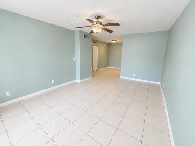 3253 NW 104th Avenue, Coral Springs FL 33065 - Coral Springs, FL - Photo 4