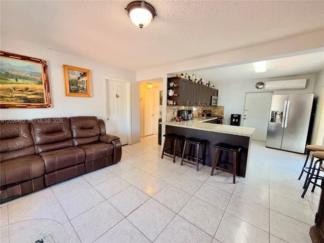 9360 SW 37th St, Miami FL 33165 - Miami, FL - Photo 5