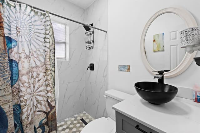 28 NE 165th Street, Miami FL 33162 - Miami, FL - Photo 5