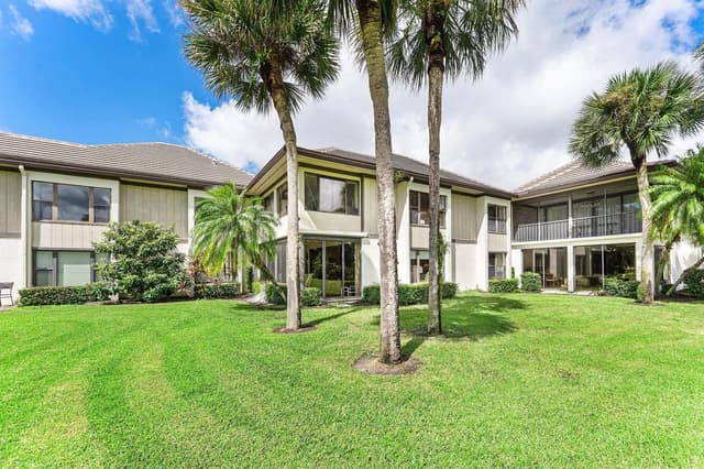 13244 Polo Club Road # C107, Wellington FL 33414 - Wellington, FL - Photo 2