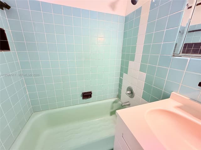 255 W 24th St # 435, Miami Beach FL 33140 - Miami Beach, FL - Photo 3