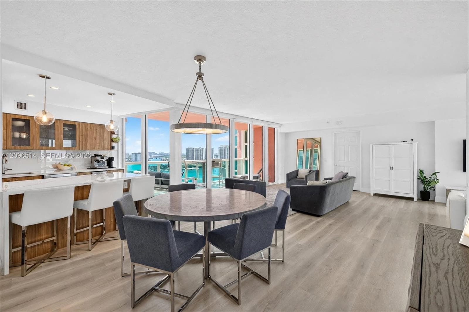 3370 Hidden Bay Dr # 2410, Aventura FL 33180