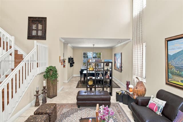 447 Cambridge Dr, Weston FL 33326 - Weston, FL - Photo 6