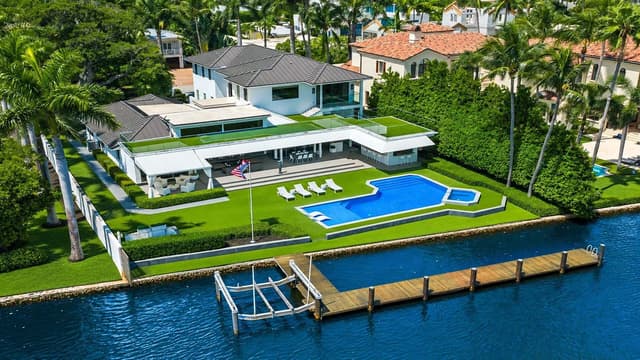 201 Palm Trail, Delray Beach FL 33483 - Delray Beach, FL - Photo 2