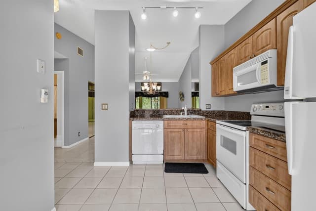 3787 COCO LOBA Lane, Boynton Beach FL 33436 - Boynton Beach, FL - Photo 6