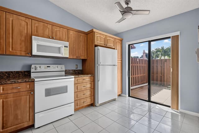 3787 COCO LOBA Lane, Boynton Beach FL 33436 - Boynton Beach, FL - Photo 5