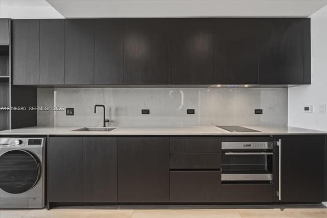 20 NE 11th St # 2411, Miami FL 33132 - Miami, FL - Photo 6