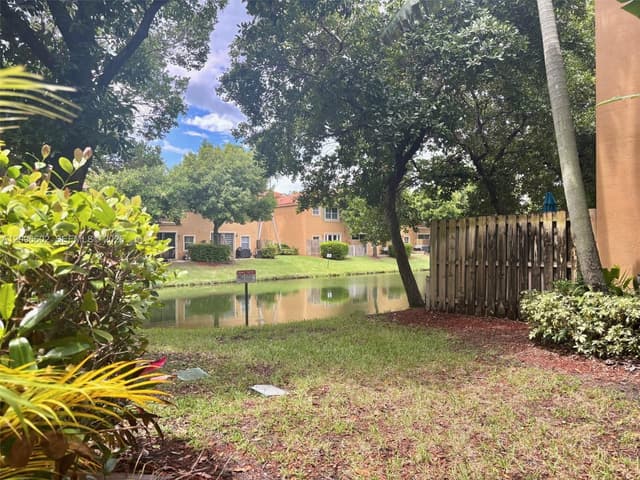 2307 Anchor Ct # 4006, Dania Beach FL 33312 - Dania Beach, FL - Photo 2