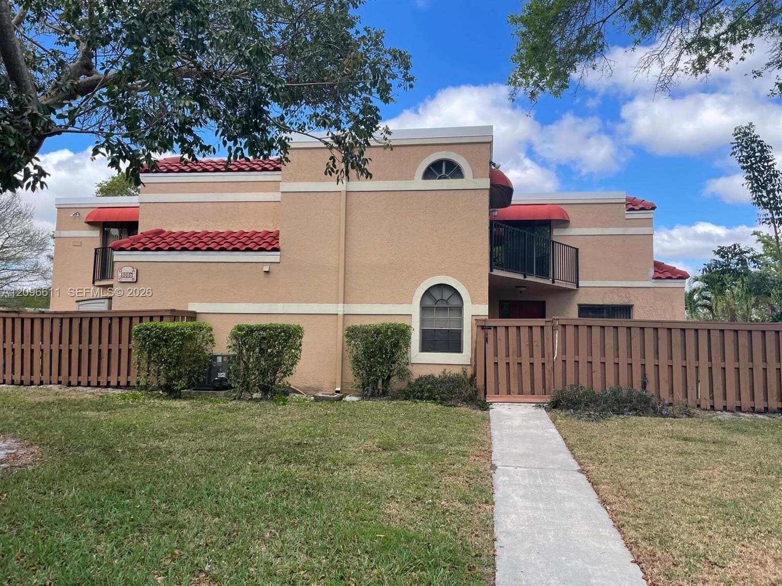 8068 Severn Dr # B, Boca Raton FL 33433