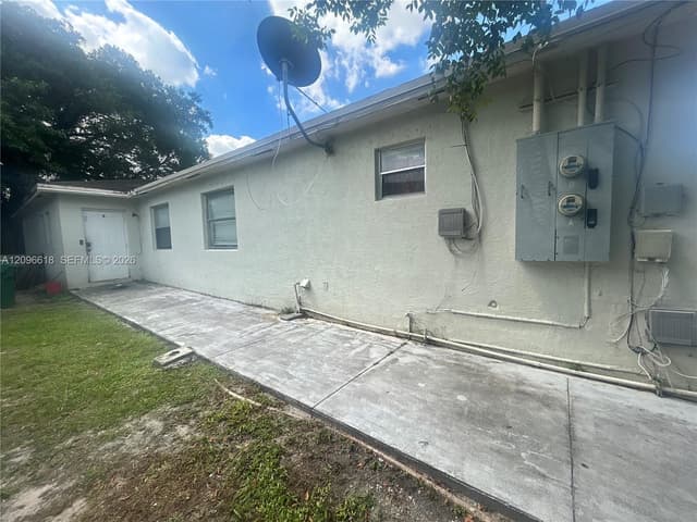 2800 NW 48th St, Miami FL 33142 - Miami, FL - Photo 2