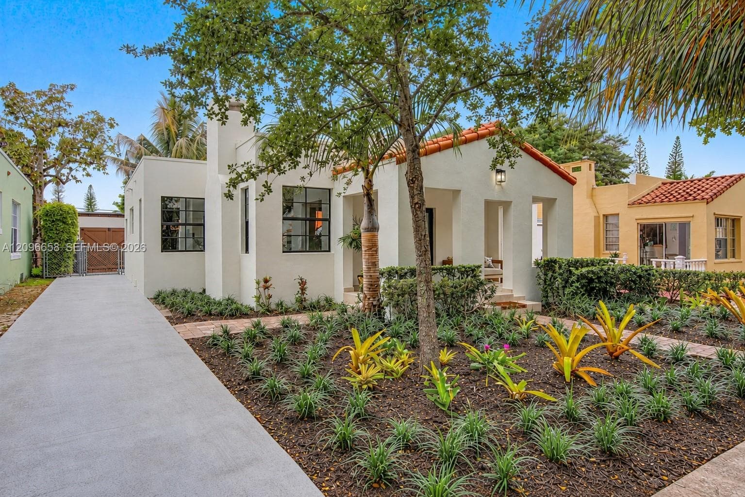 817 Lorca St, Coral Gables FL 33134 - Coral Gables, FL - Photo 1