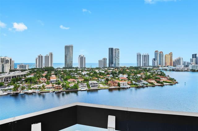 19101 NE 36th Ct # 2811, Aventura FL 33180 - Aventura, FL - Photo 3