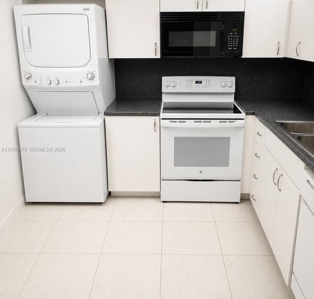 210 174th St # 407, Sunny Isles Beach FL 33160 - Sunny Isles Beach, FL - Photo 3