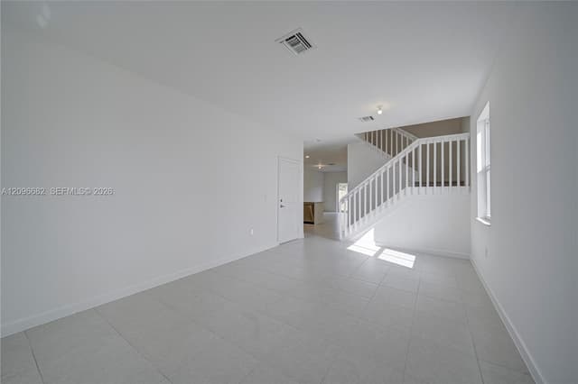 11881 NW 47th Mnr, Coral Springs FL 33076 - Coral Springs, FL - Photo 5