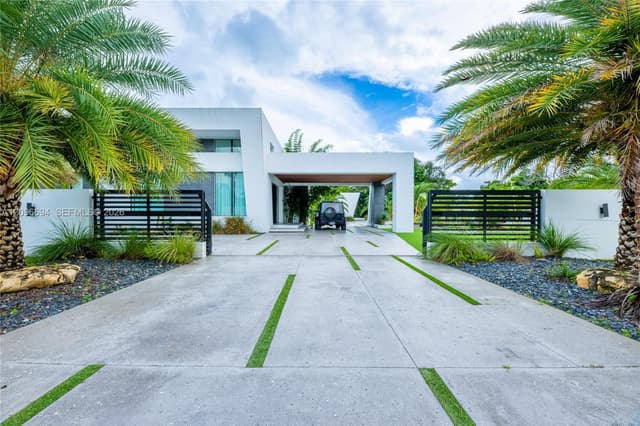 9890 SW 64th St, Miami FL 33173 - Miami, FL - Photo 5