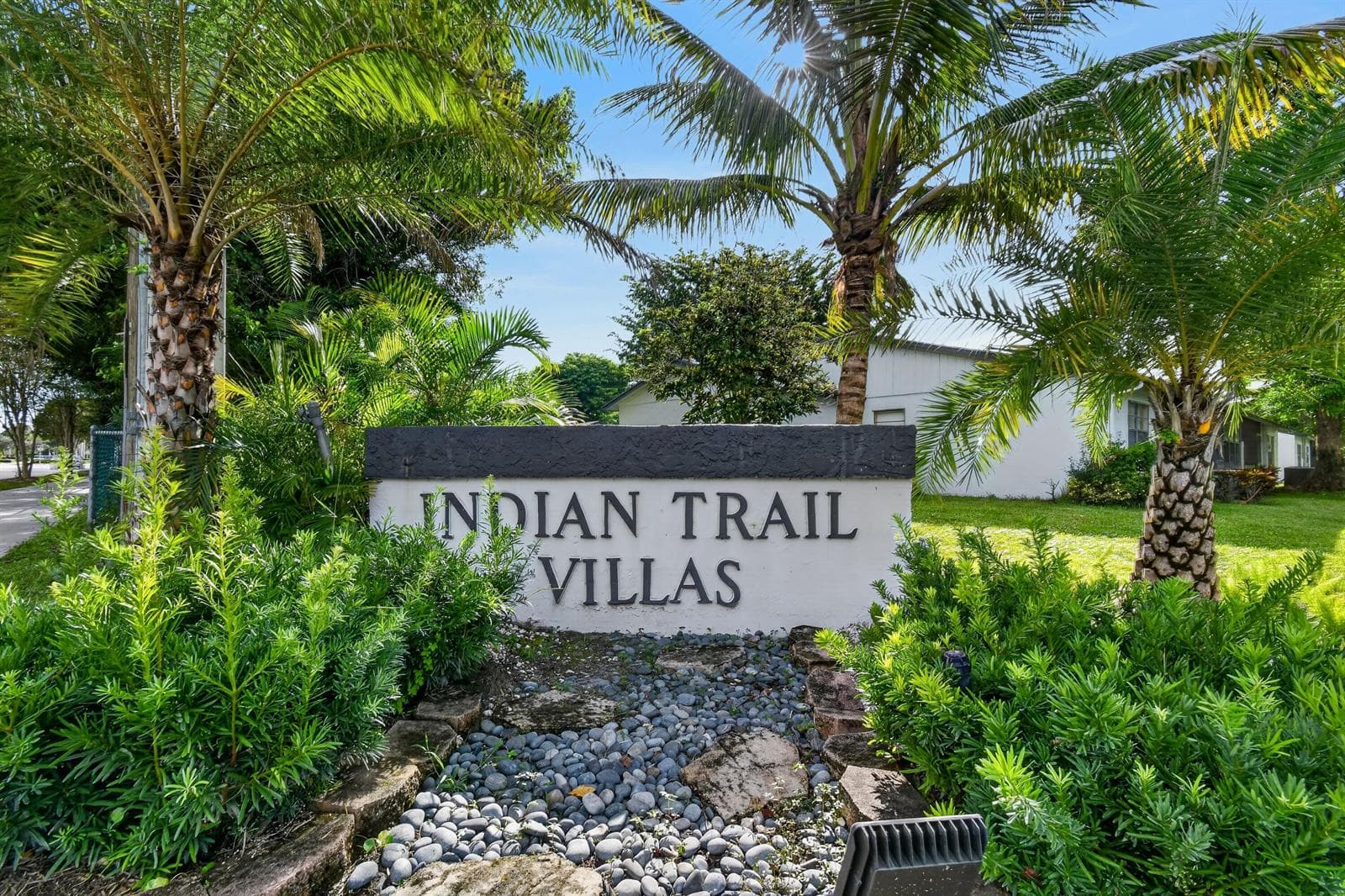 72 CONASKONK Circle, Royal Palm Beach FL 33411 - Royal Palm Beach, FL - Photo 1