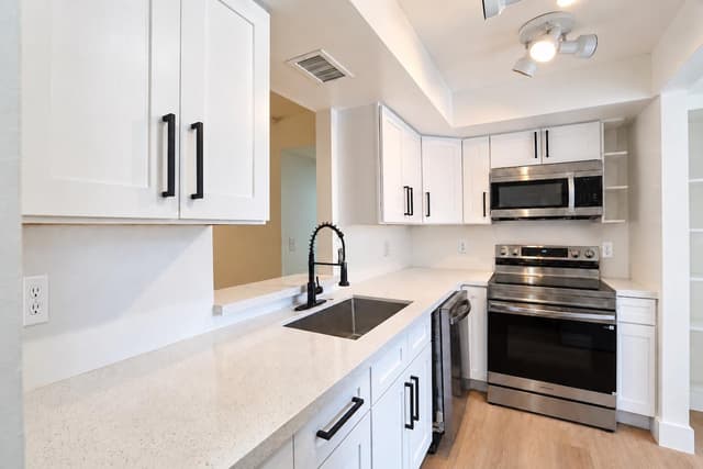 950 NW 80TH Avenue # 104, Margate FL 33063 - Margate, FL - Photo 5