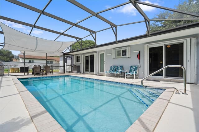 8730 SW 190th St, Cutler Bay FL 33157 - Cutler Bay, FL - Photo 6
