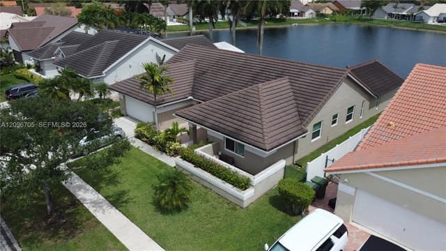 16190 NW 14th St, Pembroke Pines FL 33028 - Pembroke Pines, FL - Photo 3
