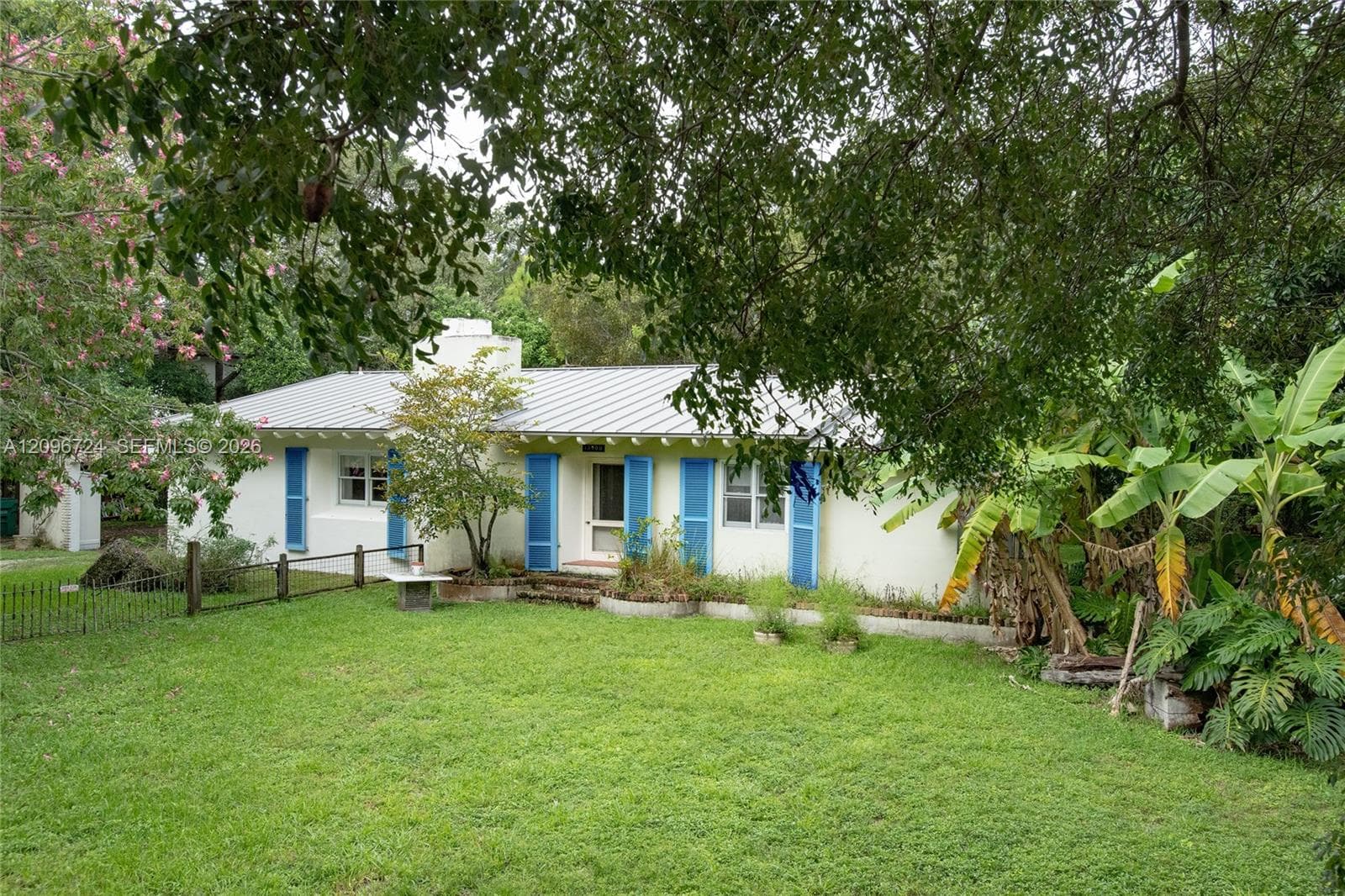 13900 Old Cutler Rd, Palmetto Bay FL 33158 - Palmetto Bay, FL - Photo 1