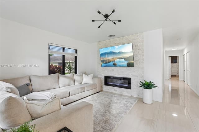 3721 W Valley Green Dr # 48, Davie FL 33328 - Davie, FL - Photo 6