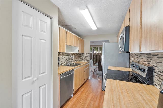 845 NW 80th Terrace # 6, Plantation FL 33324 - Plantation, FL - Photo 3