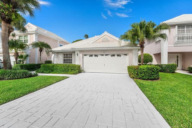 12 Elgin Lane, Palm Beach Gardens FL 33418 - Palm Beach Gardens, FL - Photo 3