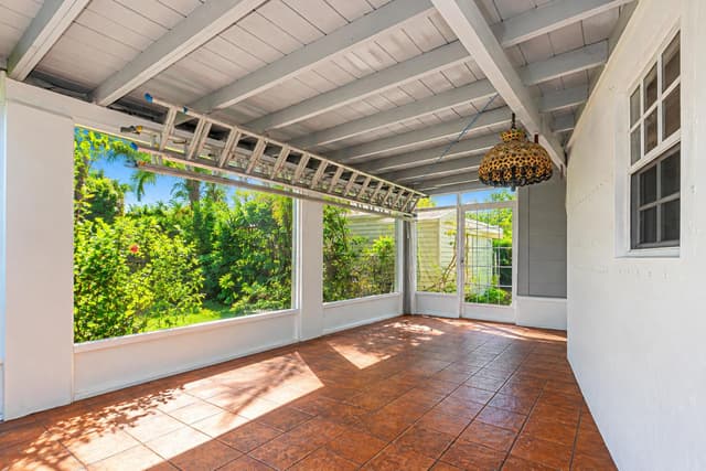 639 MADELINE Court, West Palm Beach FL 33413 - West Palm Beach, FL - Photo 7