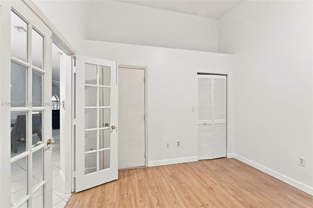 8201 NW 100th Ln, Tamarac FL 33321 - Tamarac, FL - Photo 5