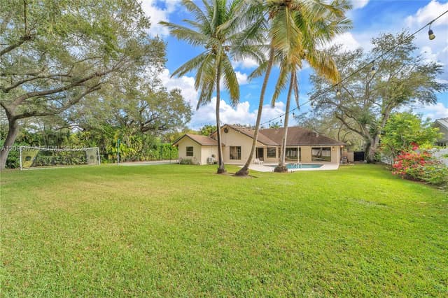 10330 SW 58th Ct, Pinecrest FL 33156 - Pinecrest, FL - Photo 3