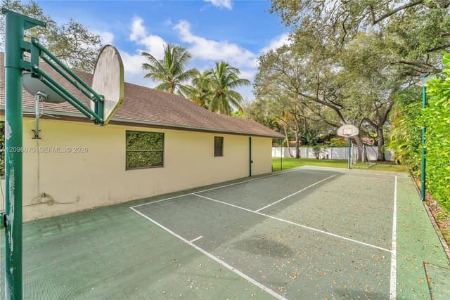 10330 SW 58th Ct, Pinecrest FL 33156 - Pinecrest, FL - Photo 5