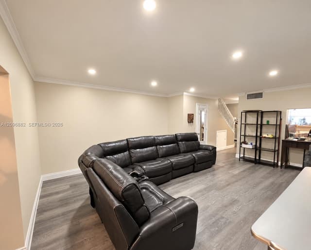 1785 W 72nd St, Hialeah FL 33014 - Hialeah, FL - Photo 3