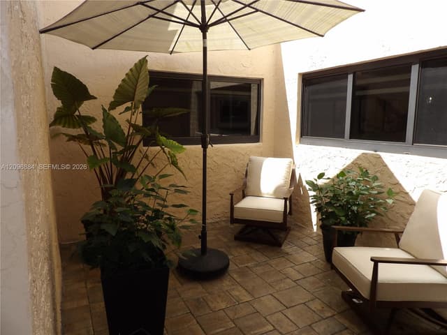 19406 E Lake Dr, Hialeah FL 33015 - Hialeah, FL - Photo 6