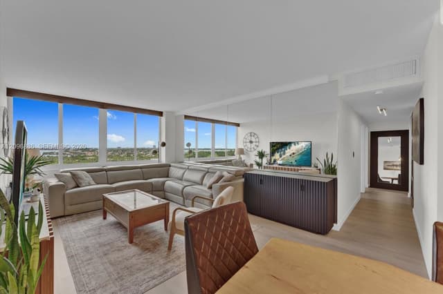 7441 Wayne Ave # 14B, Miami Beach FL 33141 - Miami Beach, FL - Photo 2