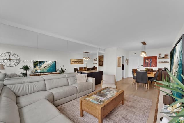 7441 Wayne Ave # 14B, Miami Beach FL 33141 - Miami Beach, FL - Photo 4