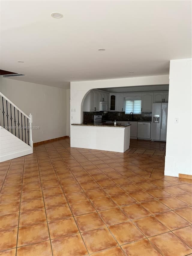 541 NE 199th Ln # 2X, Miami FL 33179 - Miami, FL - Photo 7