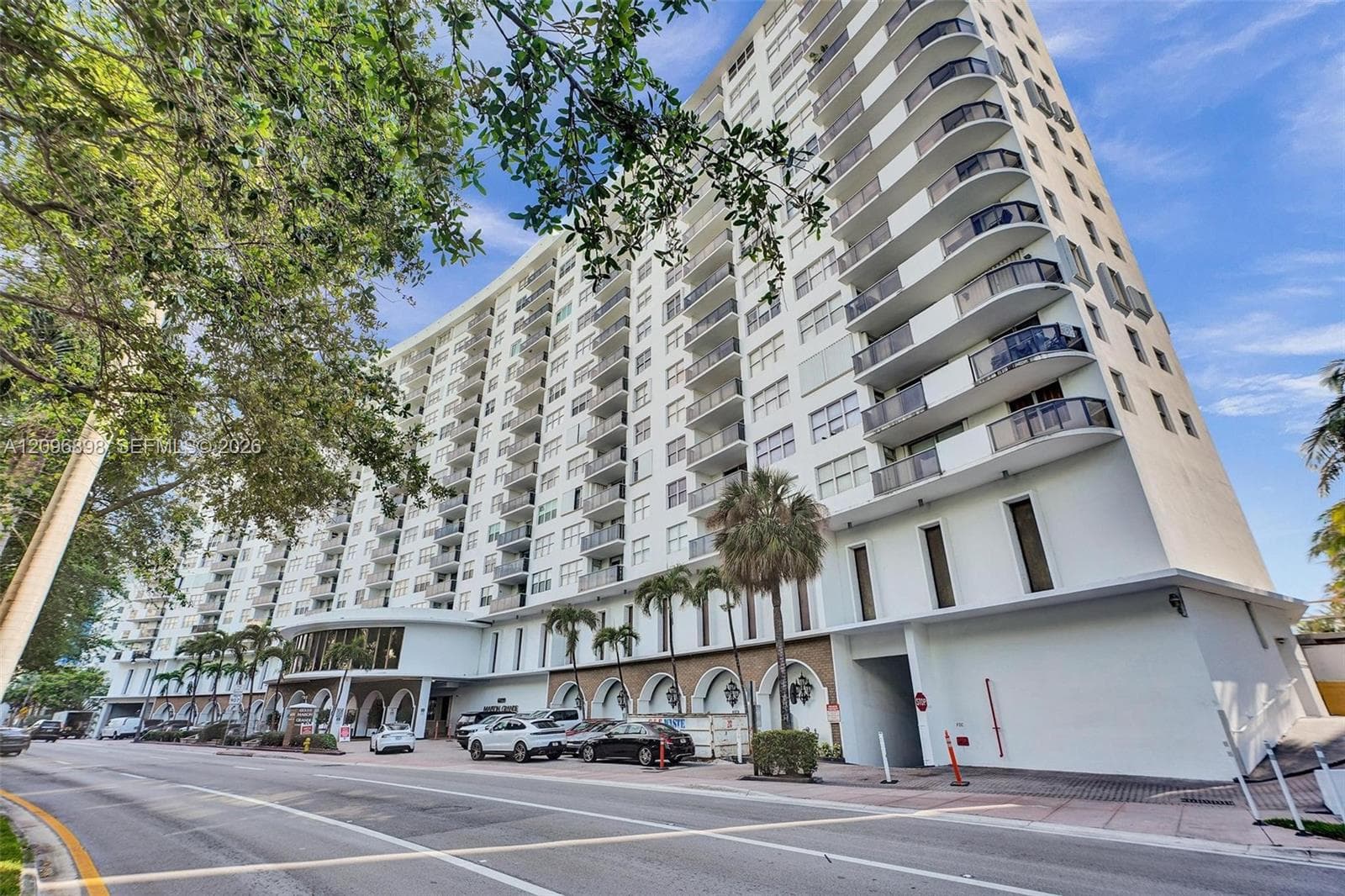 6039 Collins Ave # 1736, Miami Beach FL 33140 - Miami Beach, FL - Photo 1