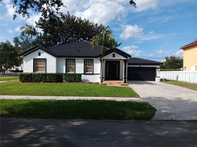 12971 SW 200th Ter, Miami FL 33177 - Miami, FL - Photo 2