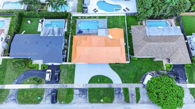 19850 SW 83rd Ave, Cutler Bay FL 33189 - Cutler Bay, FL - Photo 4