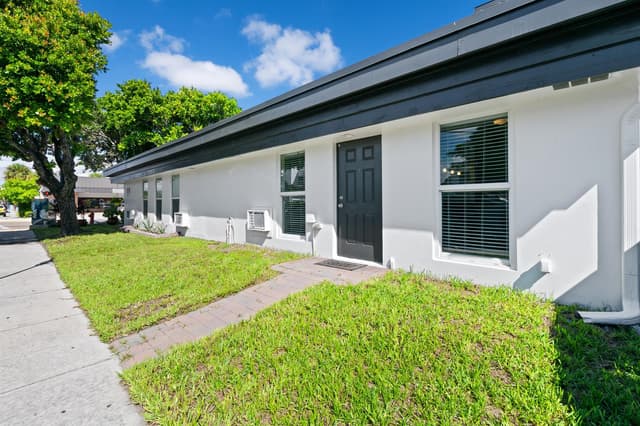 4300 N OCEAN Drive # 3, Lauderdale By The Sea FL 33308 - Lauderdale By The Sea, FL - Photo 6