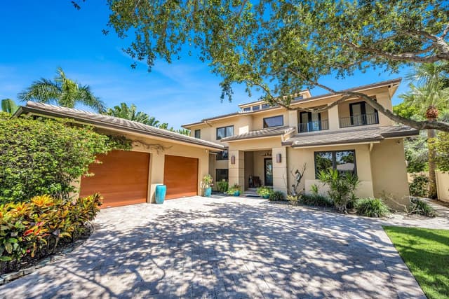 1900 Marietta Drive, Fort Lauderdale FL 33316 - Fort Lauderdale, FL - Photo 2