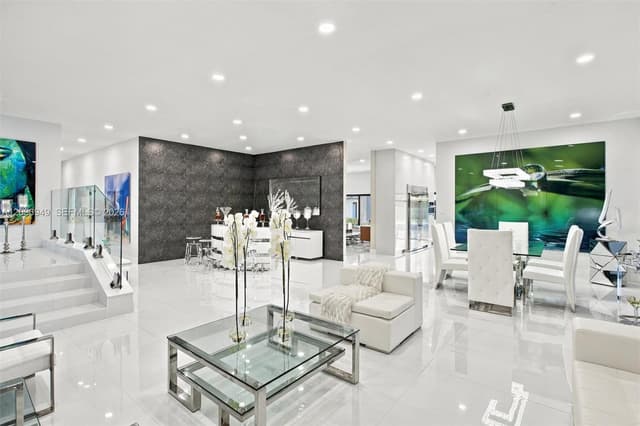 9995 NW 131st St, Hialeah Gardens FL 33018 - Hialeah Gardens, FL - Photo 7