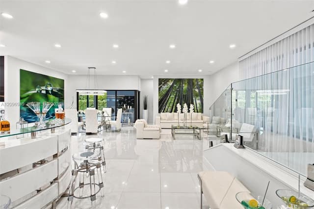 9995 NW 131st St, Hialeah Gardens FL 33018 - Hialeah Gardens, FL - Photo 5