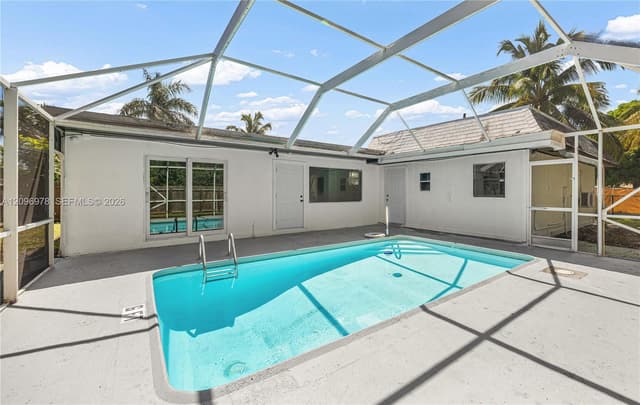417 SW 1st Ave, Boynton Beach FL 33435 - Boynton Beach, FL - Photo 3