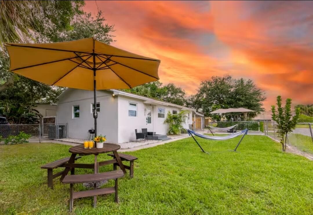 928 FLAMINGO Drive, West Palm Beach FL 33401 - West Palm Beach, FL - Photo 1