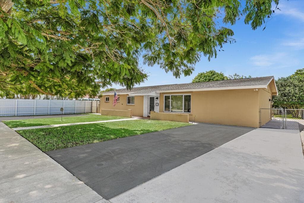 2624 SW 107TH Court, Miami FL 33165 - Miami, FL - Photo 1