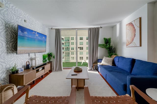 1200 Brickell Bay Dr # 1705, Miami FL 33131 - Miami, FL - Photo 7